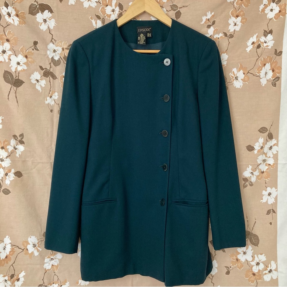 Episode Fancy Wool Dress Suit / Pantsuit w/ Jacket (6), Pants (6), and Skirt (8)